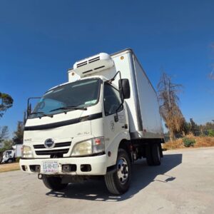 CAMION REFRIGERADO THERMO HINO SERIE 300 614 LONG 2011