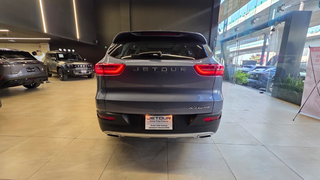 JETOUR X70 2023 - Imagen 7