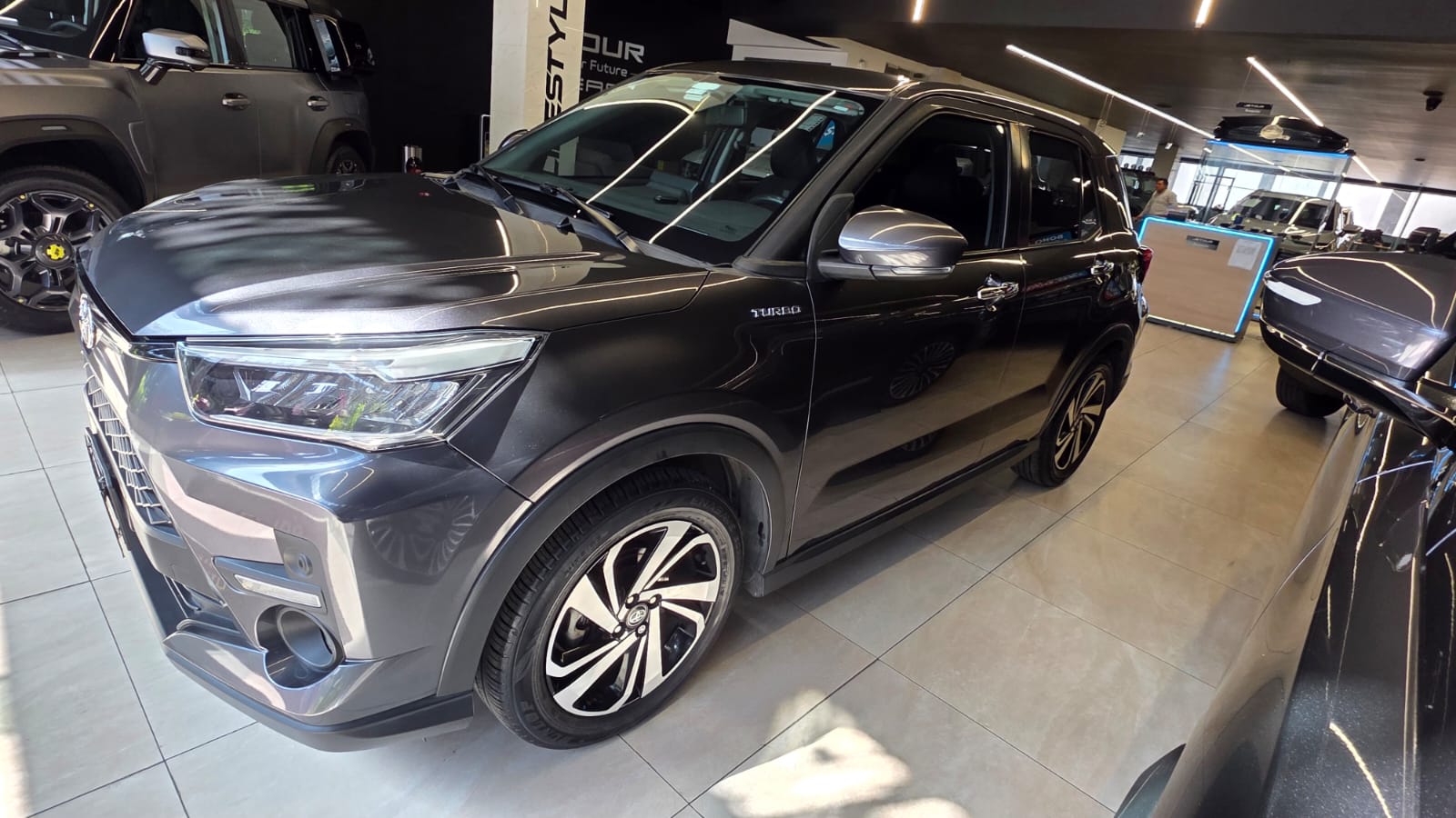 TOYOTA RAIZE XLE 2022 - Imagen 4