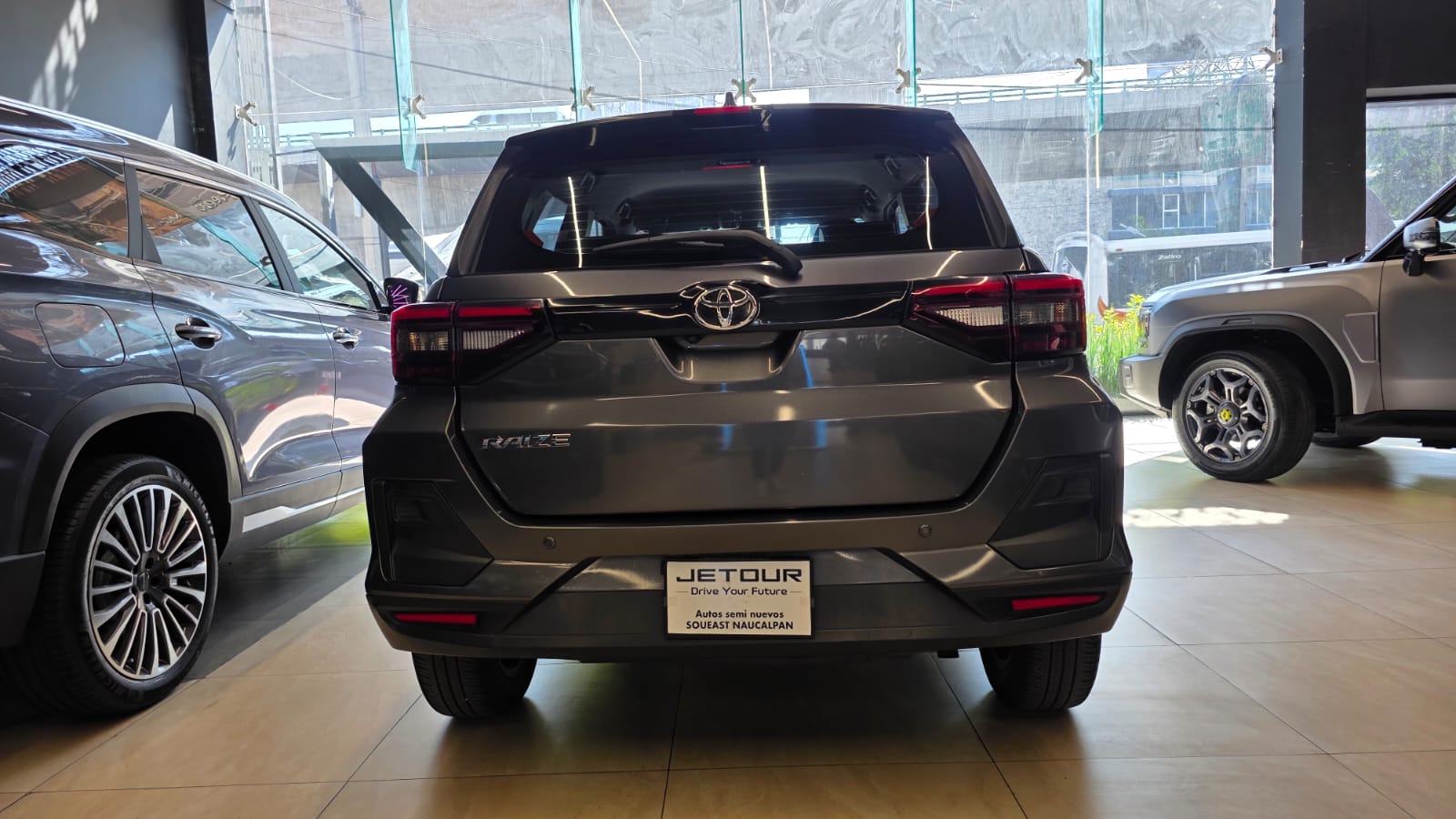 TOYOTA RAIZE XLE 2022 - Imagen 7