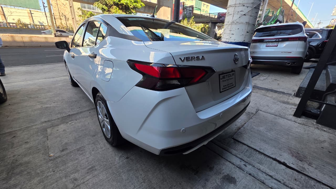 NISSAN VERSA SENSE MT 2024 - Imagen 5